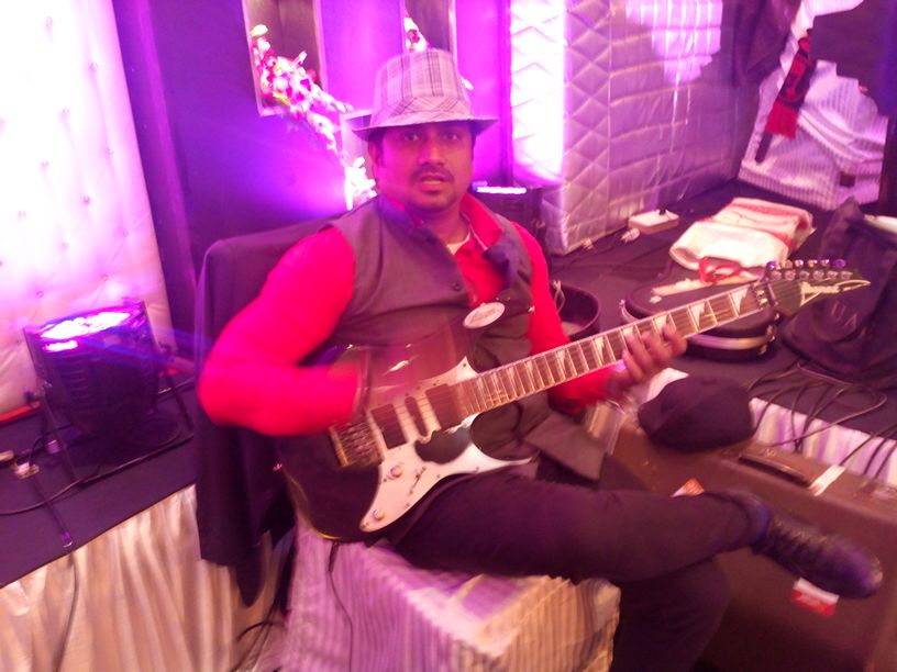indian guitar players ajmer