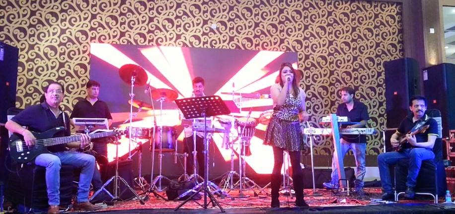 famous jazz singer ajmer