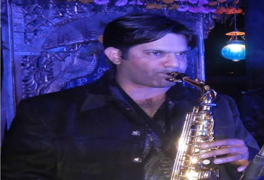 best saxophone player ajmer